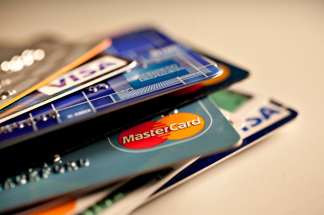 Có nên sử dụng dịch vụ rút tiền thẻ tín dụng Hải Dương?