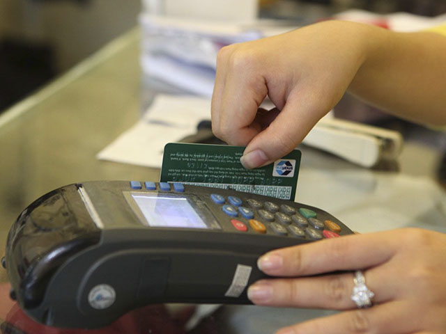 Đáo hạn thẻ tín dụng quận Hoàng Mai giá rẻ tại Rút tiền 3T