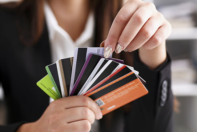 Lợi ích khi đáo hạn thẻ tín dụng đúng thời hạn?