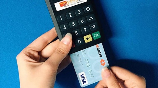Tại sao nên sử dụng dịch vụ rút tiền thẻ tín dụng tại nhà?