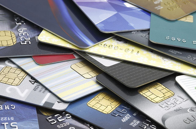Đáo hạn thẻ tín dụng tại nhà nhanh chóng & tiện lợi