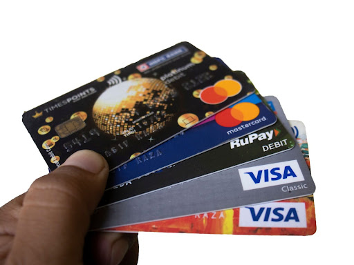 Ưu Nhược điểm rút tiền mặt thẻ tín dụng Hà Đông