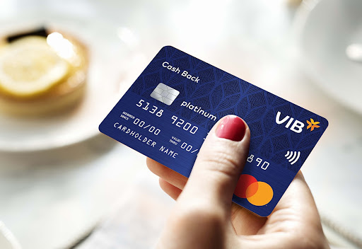 Lợi ích khi rút tiền mặt thẻ tín dụng 